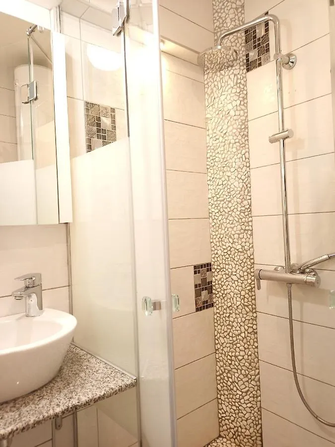 Sea Garden Apartment Warna